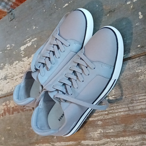 🔥🔥🔥Kenneth Cole Neoprene Kam Stripe Witt sneaker size 8 - Picture 11 of 12